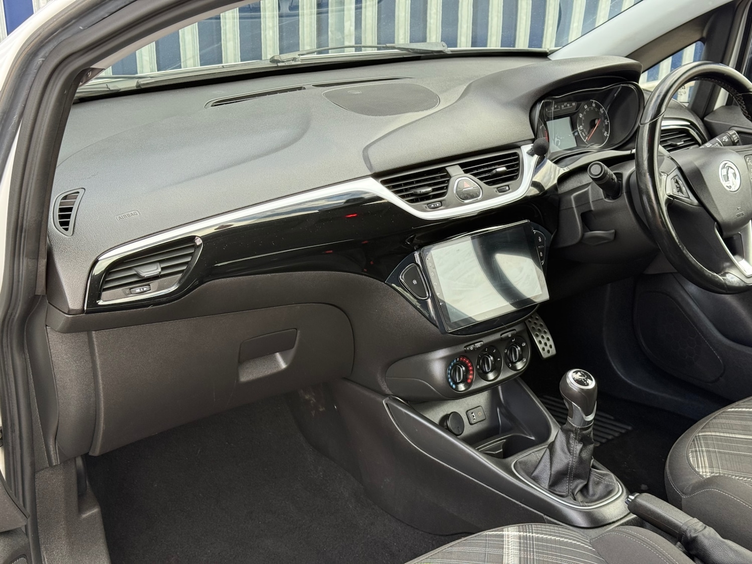 Used Vauxhall Corsa 2015 for sale - 75894649: Photo 13