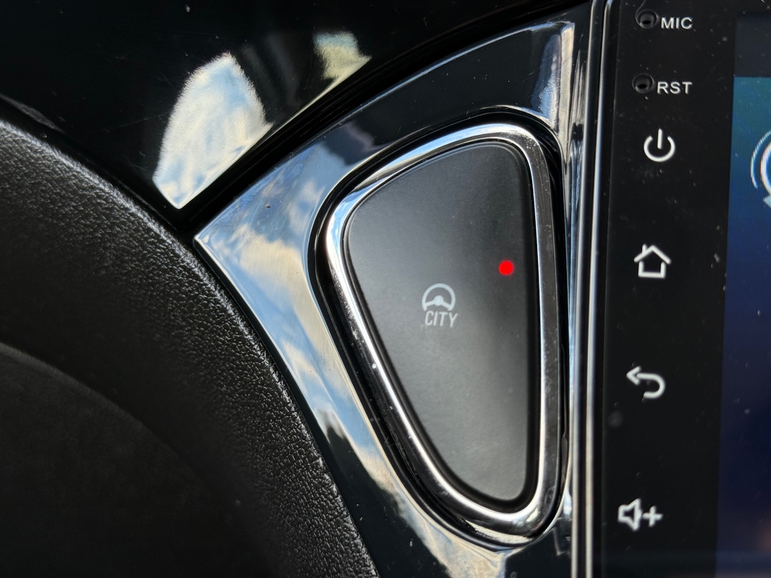 Used Vauxhall Corsa 2015 for sale - 75894649: Photo 26