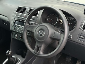 Used Volkswagen Polo 2012 for sale - 78938837: Photo