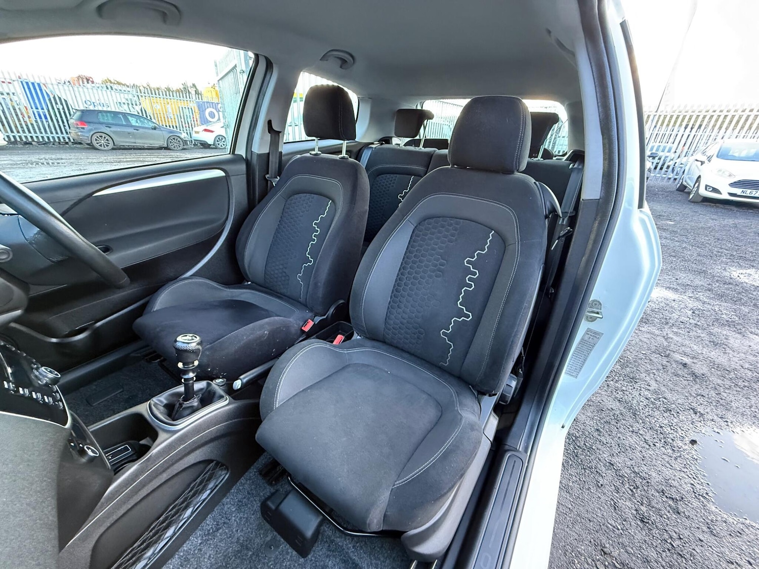 Used Fiat Punto 2016 for sale - 76681940: Photo 14