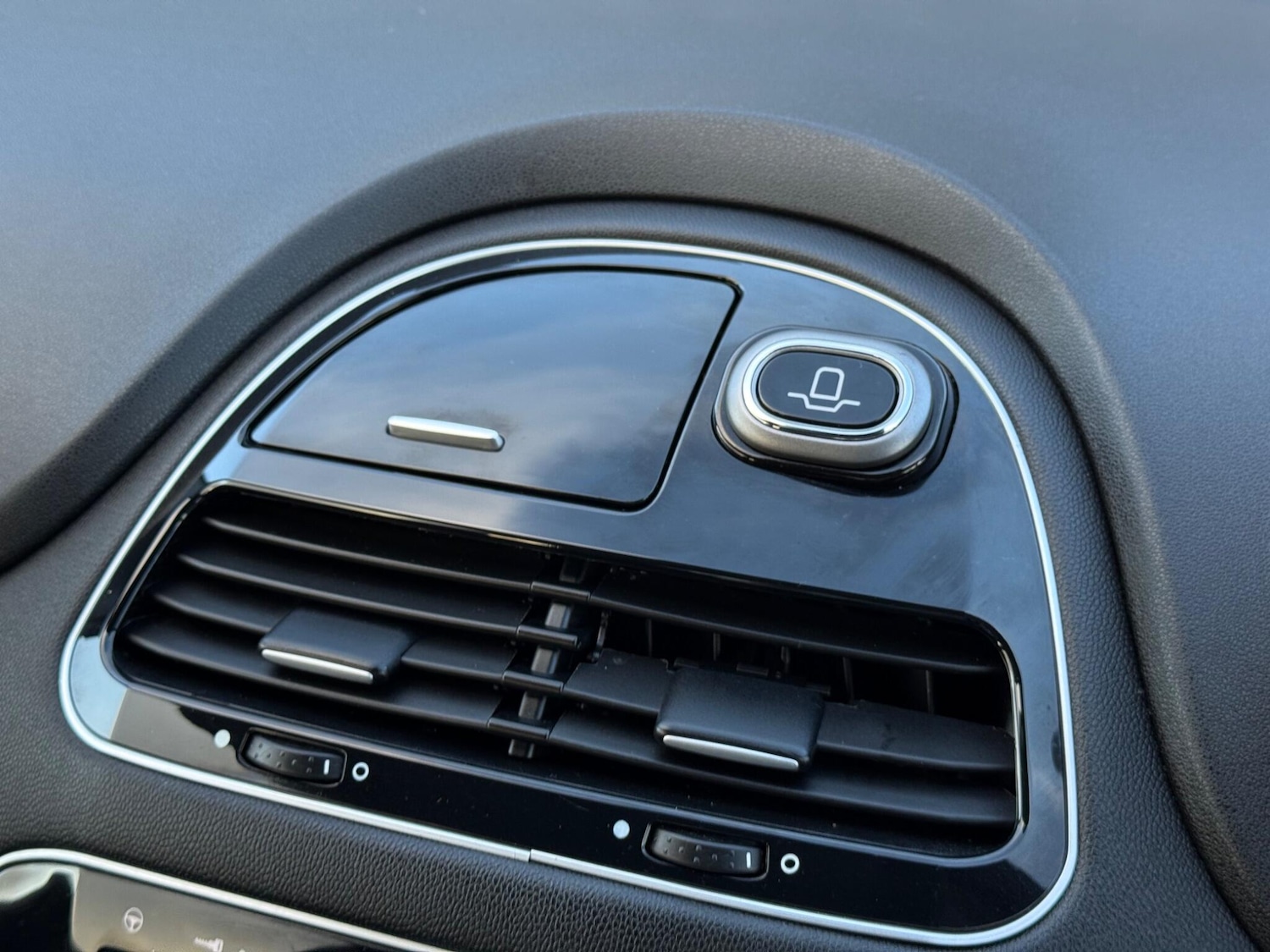 Used Fiat Punto 2016 for sale - 76681940: Photo 22