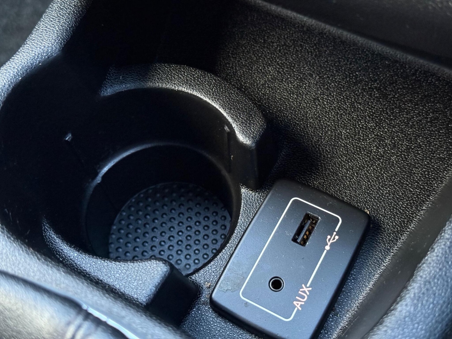 Used Fiat Punto 2016 for sale - 76681940: Photo 27