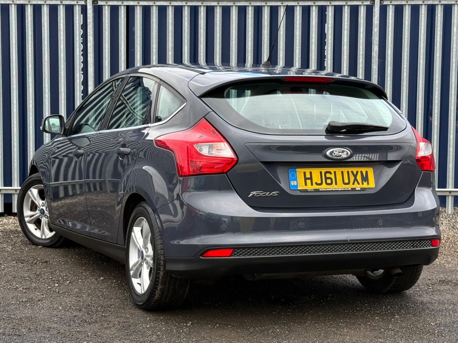 Used Ford Focus 2011 for sale - 76681955: Photo 2