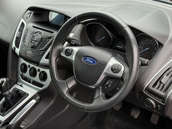 Used Ford Focus 2011 for sale - 76681955: Photo