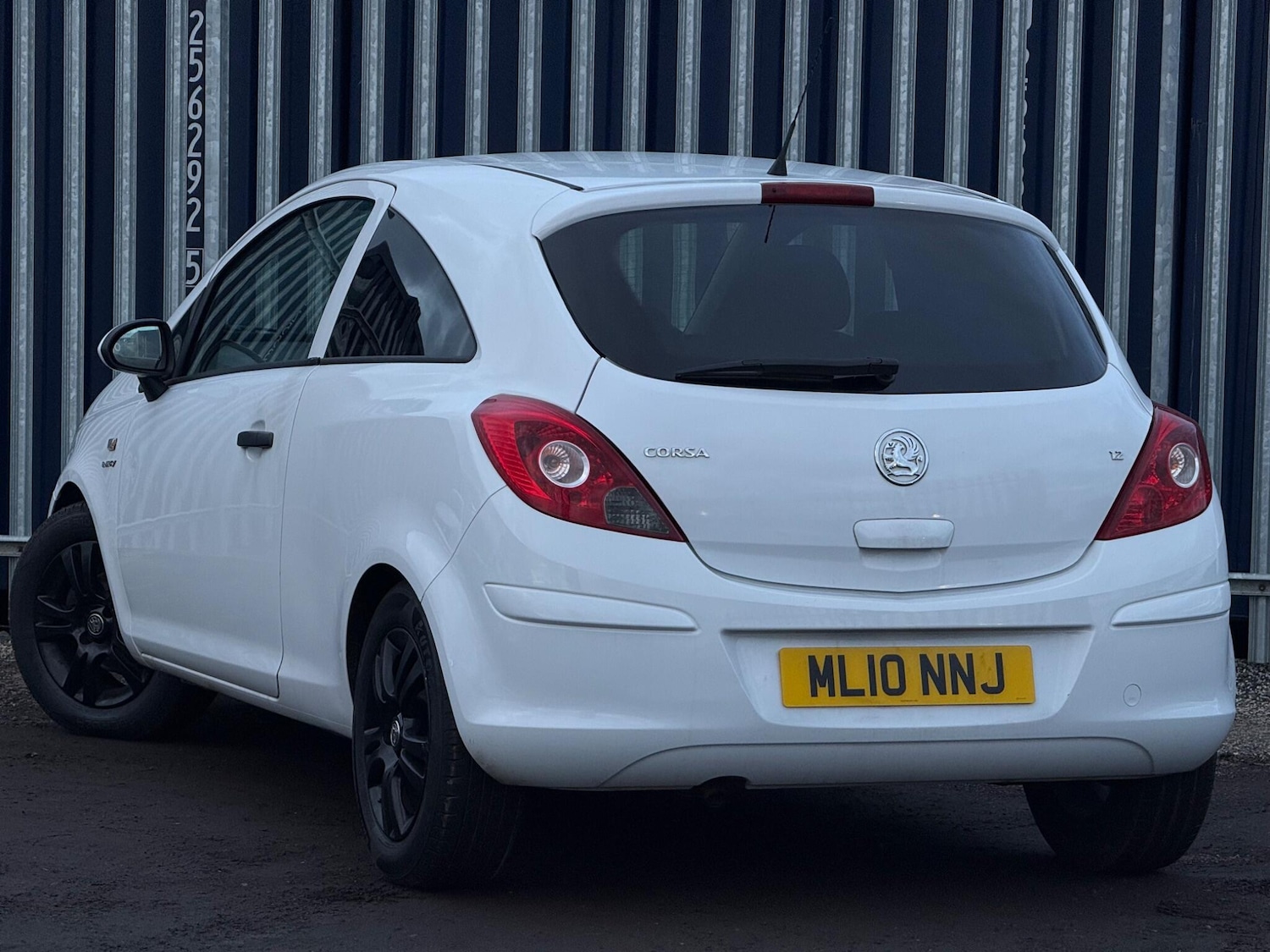 Used Vauxhall Corsa for sale - 77597739: Photo 2