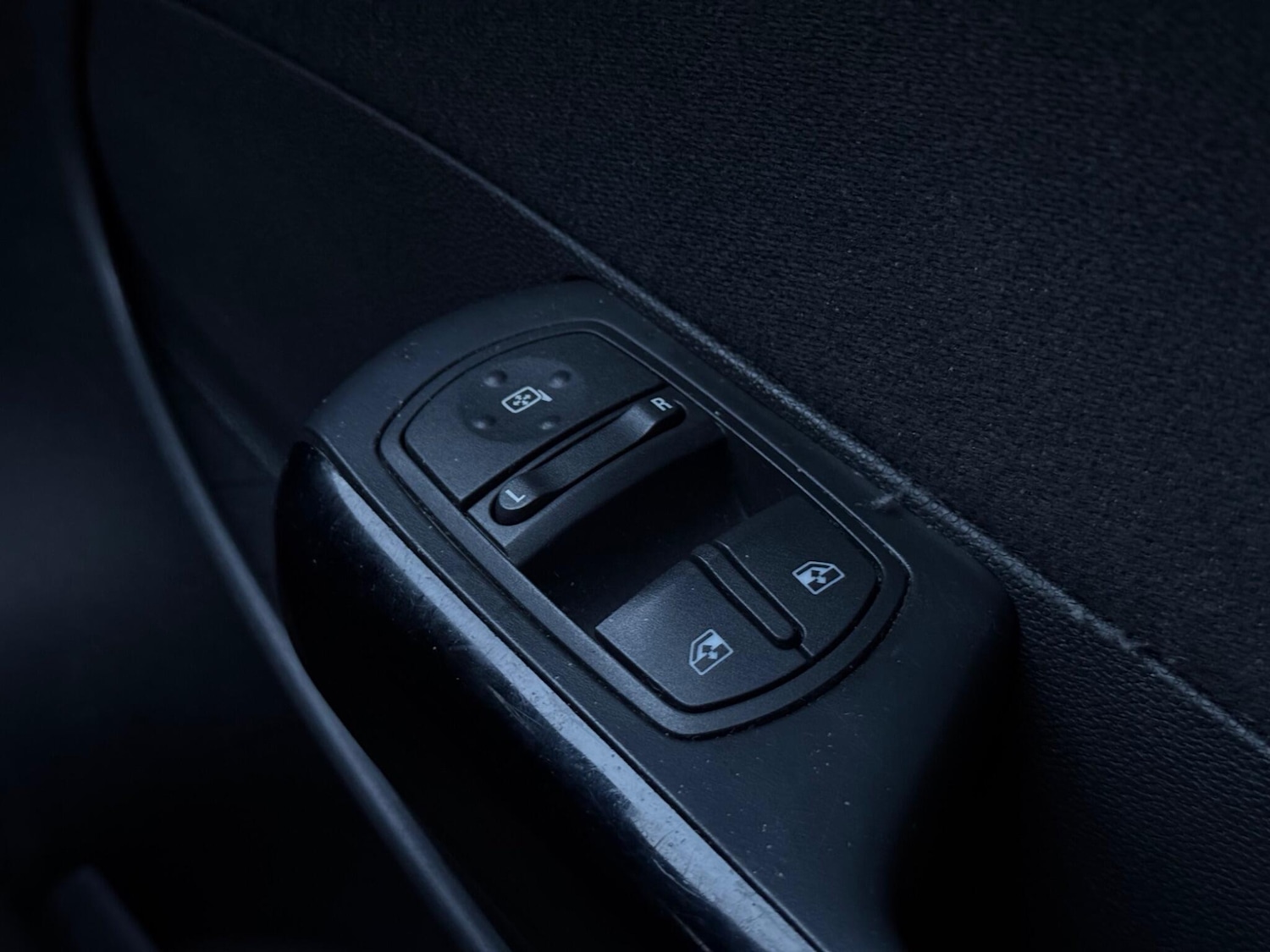 Used Vauxhall Corsa for sale - 77597739: Photo 26