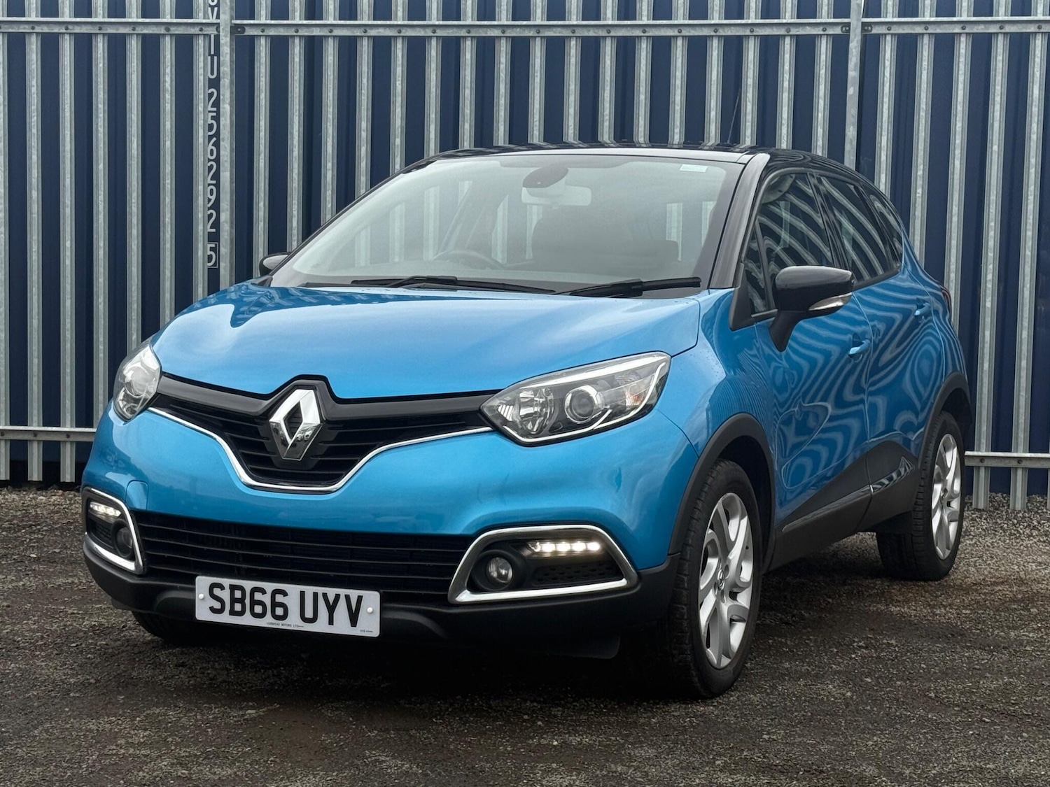 Used Renault Captur 2016 for sale - 76681965: Photo 10