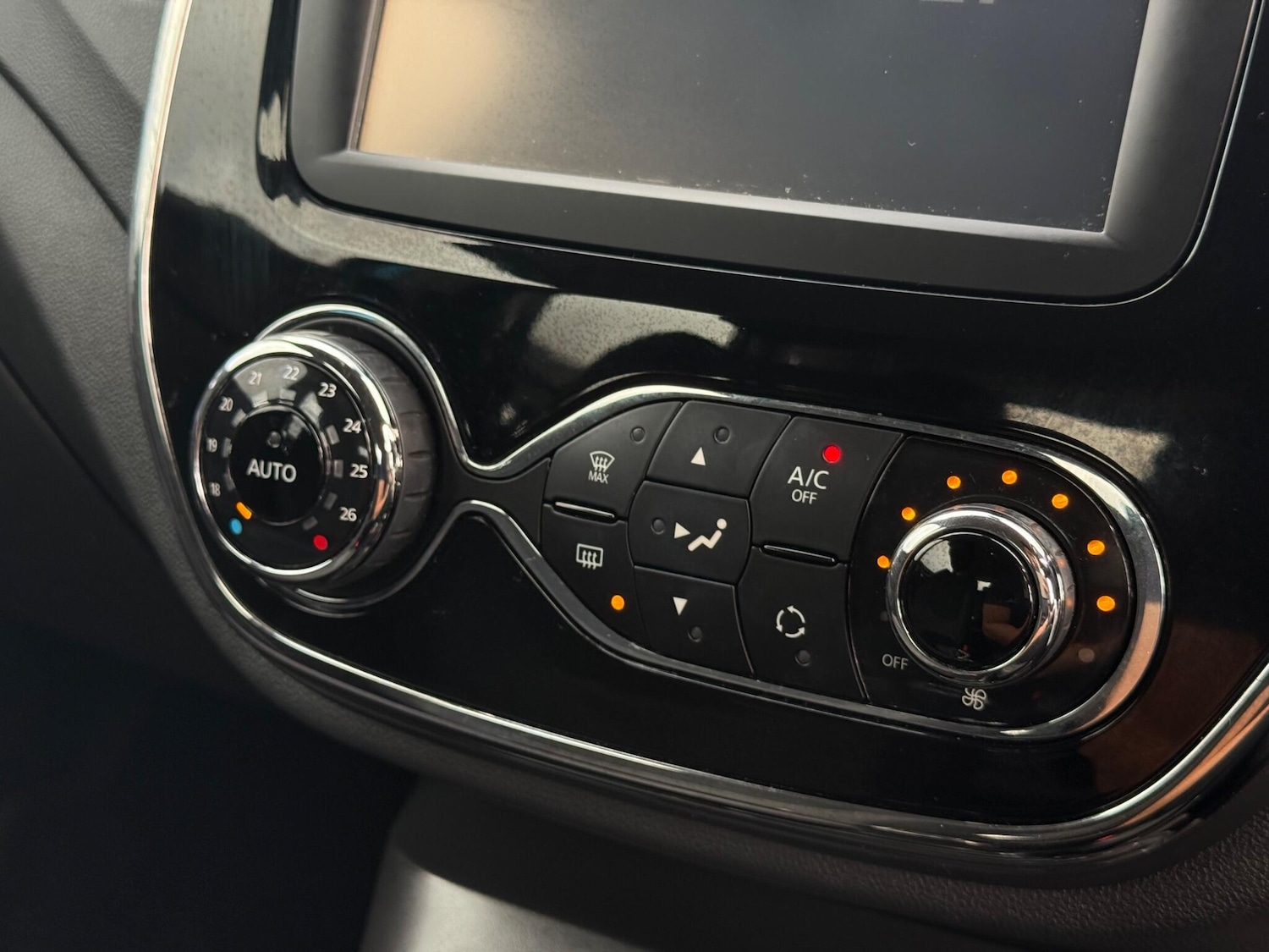 Used Renault Captur 2016 for sale - 76681965: Photo 20