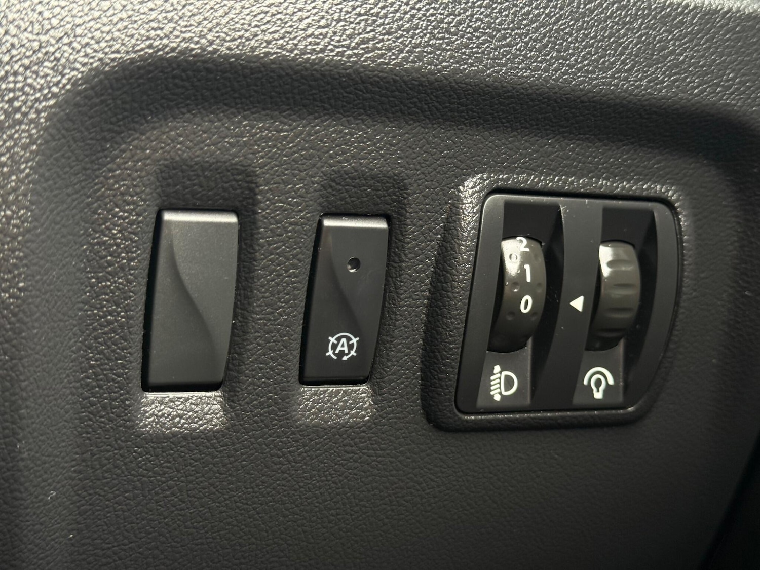 Used Renault Captur 2016 for sale - 76681965: Photo 28