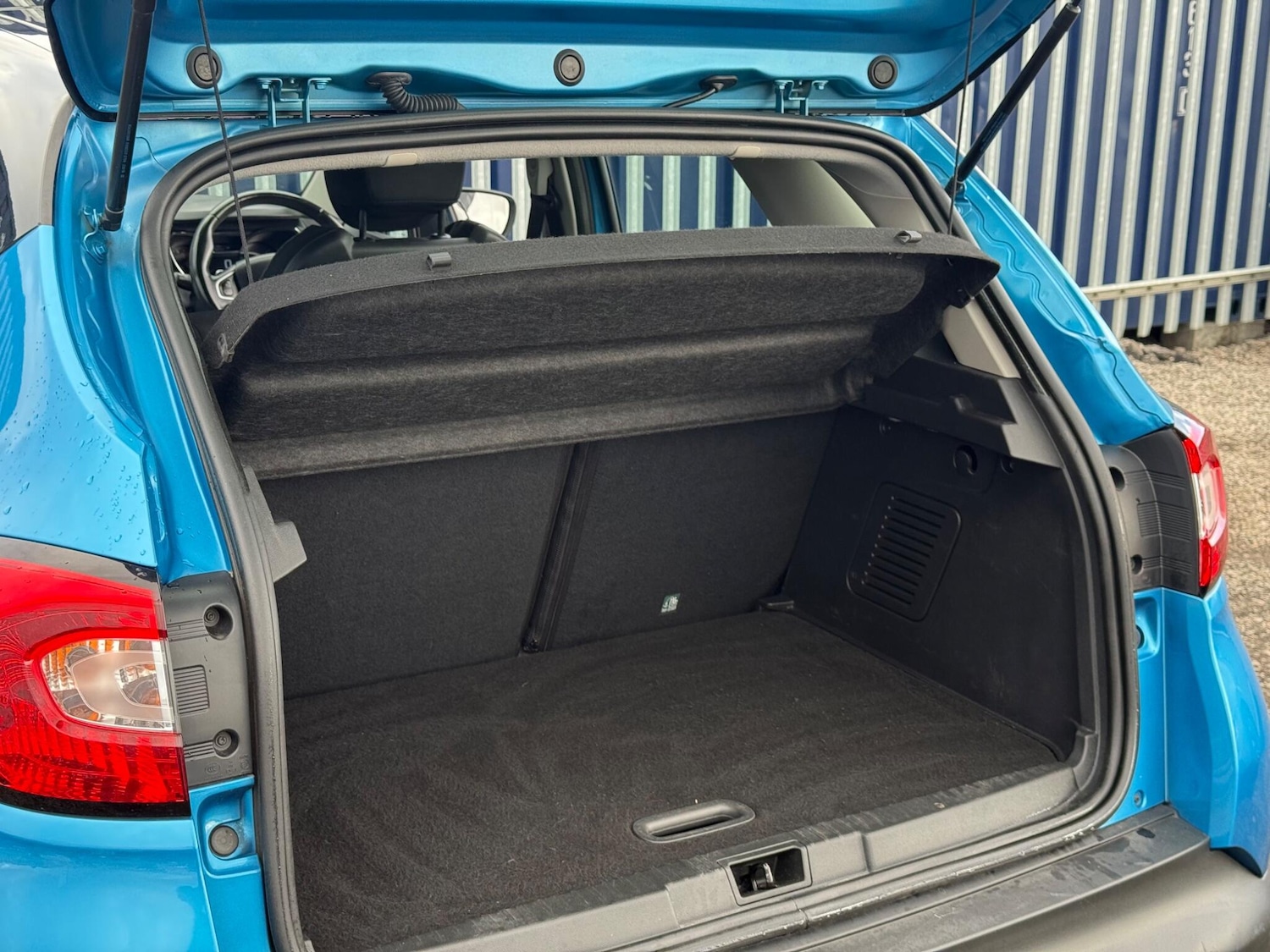 Used Renault Captur 2016 for sale - 76681965: Photo 33