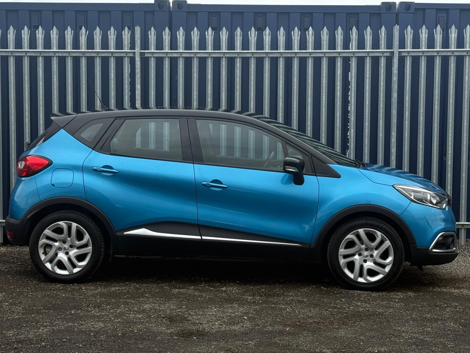 Used Renault Captur 2016 for sale - 76681965: Photo 6
