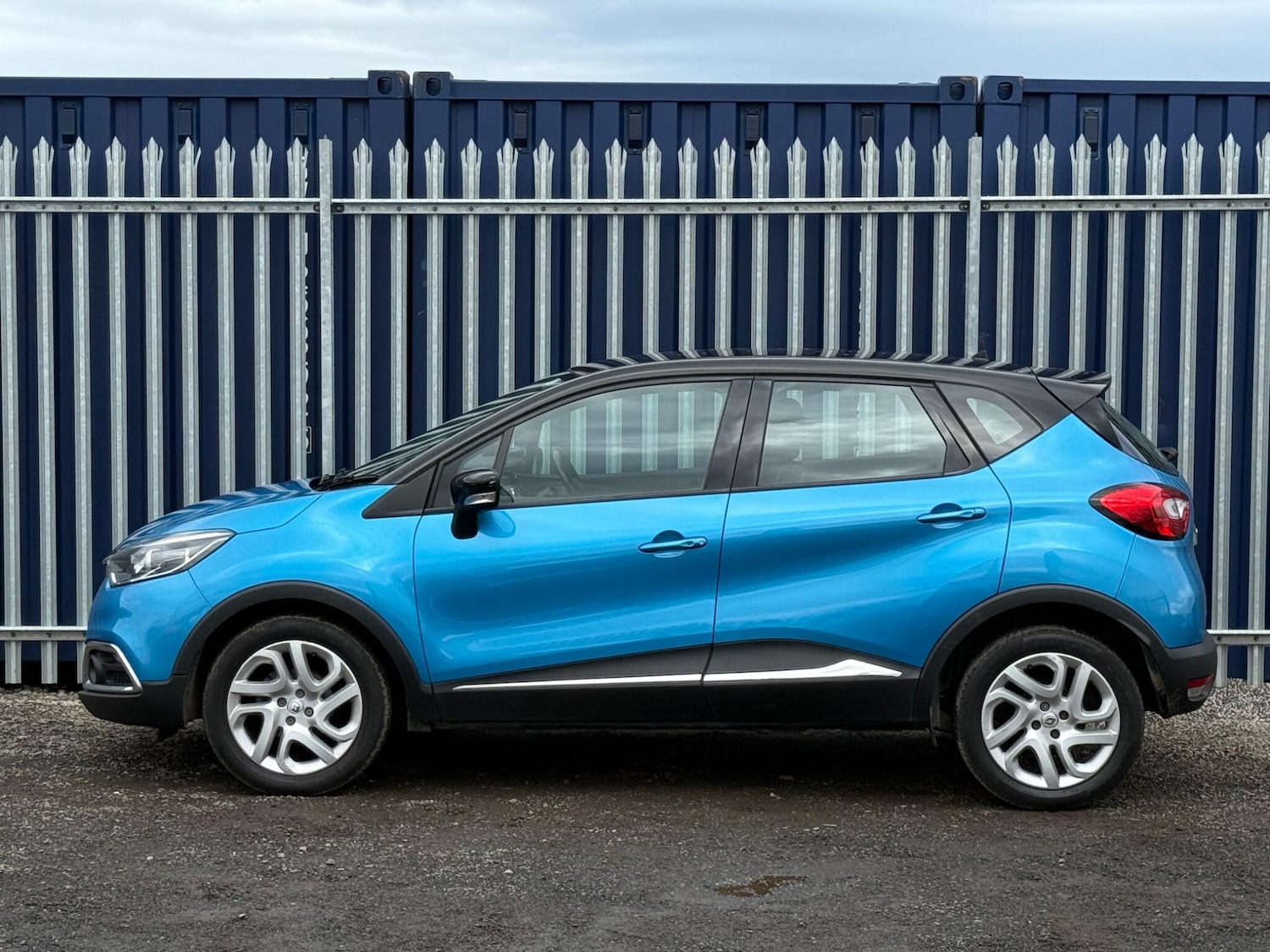 Used Renault Captur 2016 for sale - 76681965: Photo 9