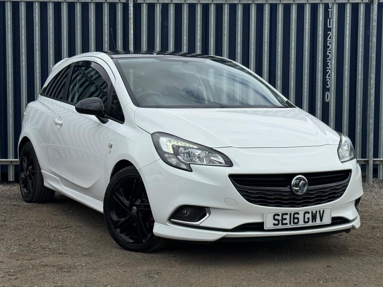 Used Vauxhall Corsa 2016 for sale - 76681966: Photo 1