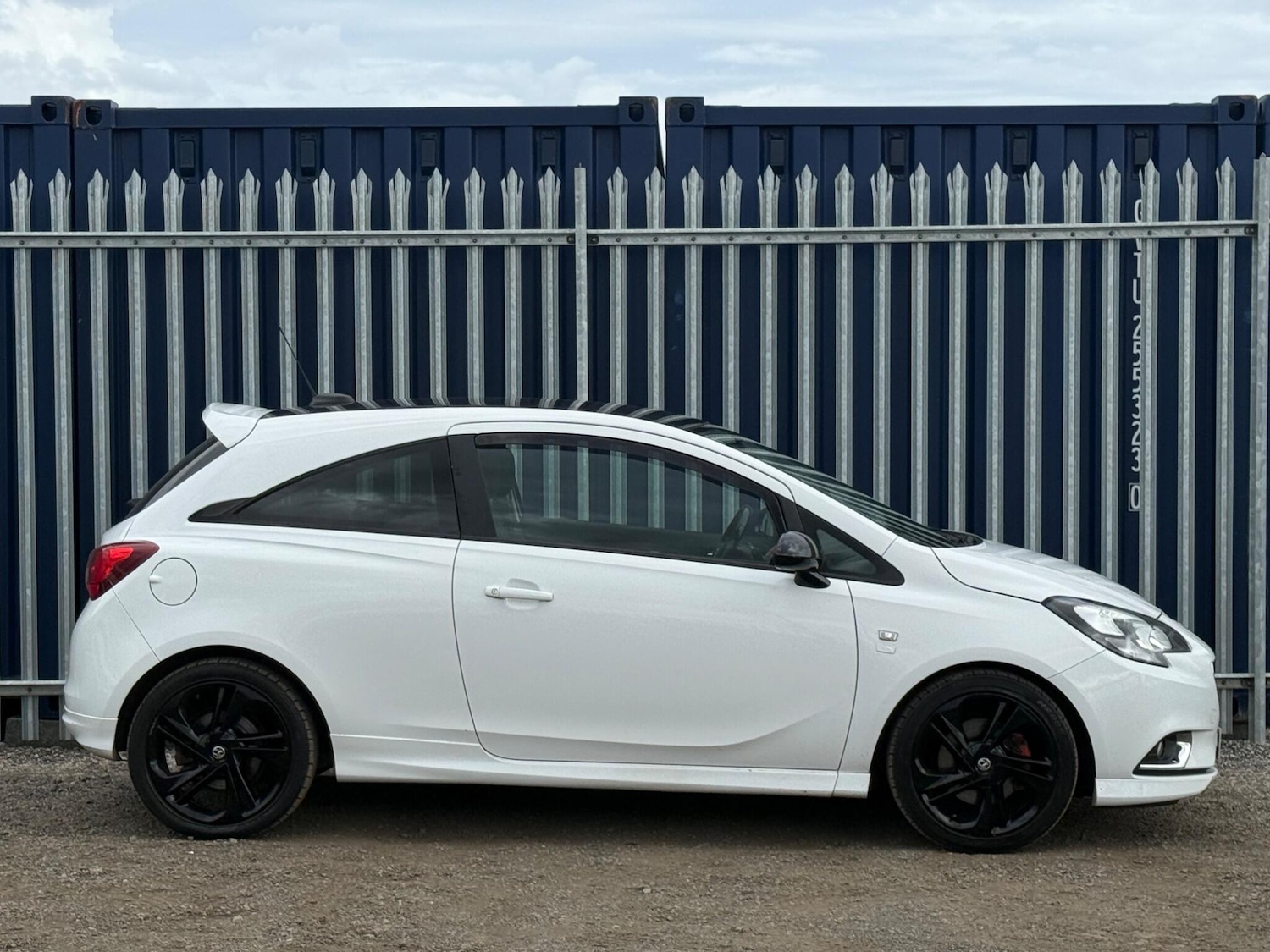 Used Vauxhall Corsa 2016 for sale - 76681966: Photo 6