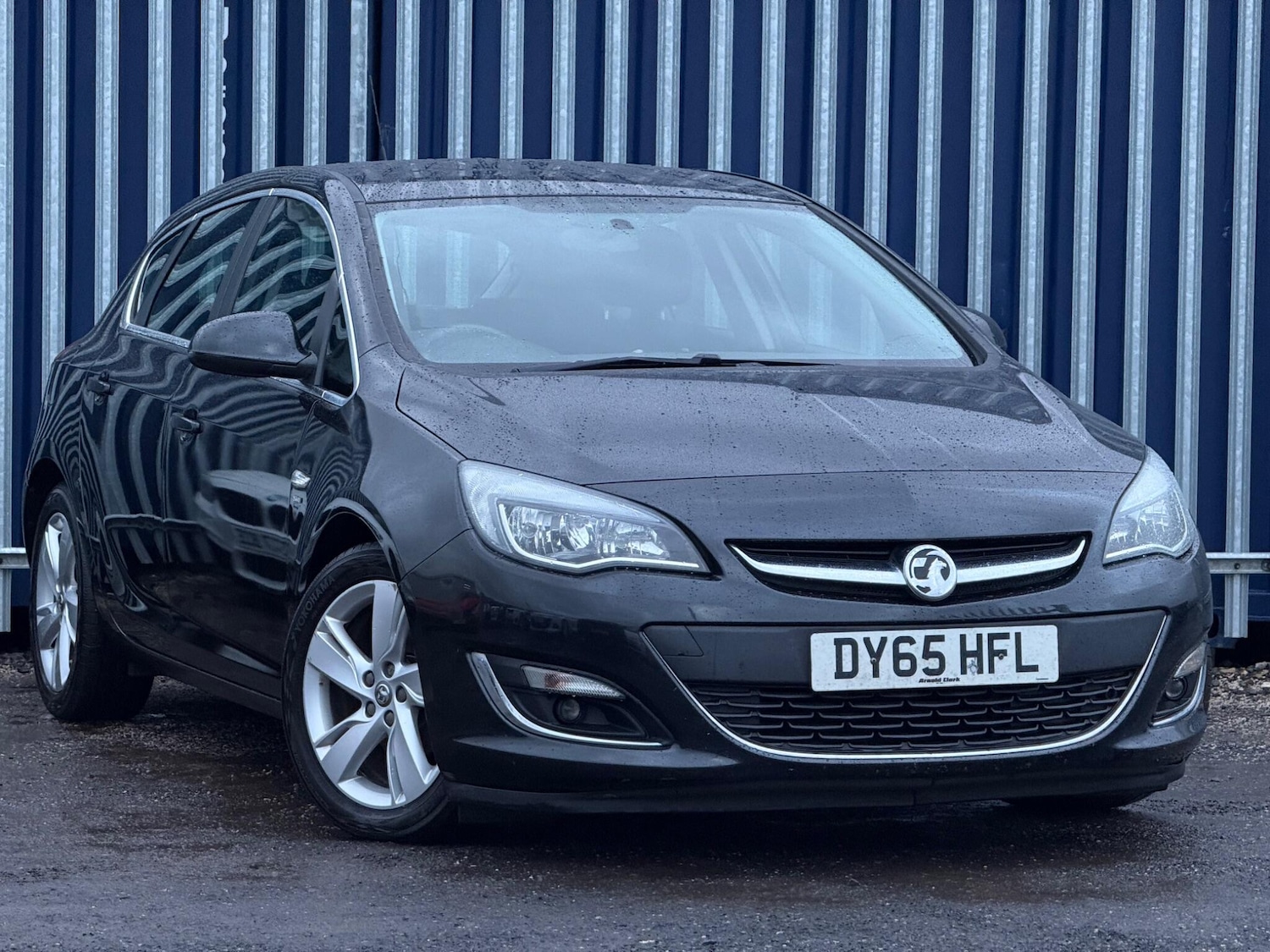 Used Vauxhall Astra 2015 for sale - 76898242: Photo 1