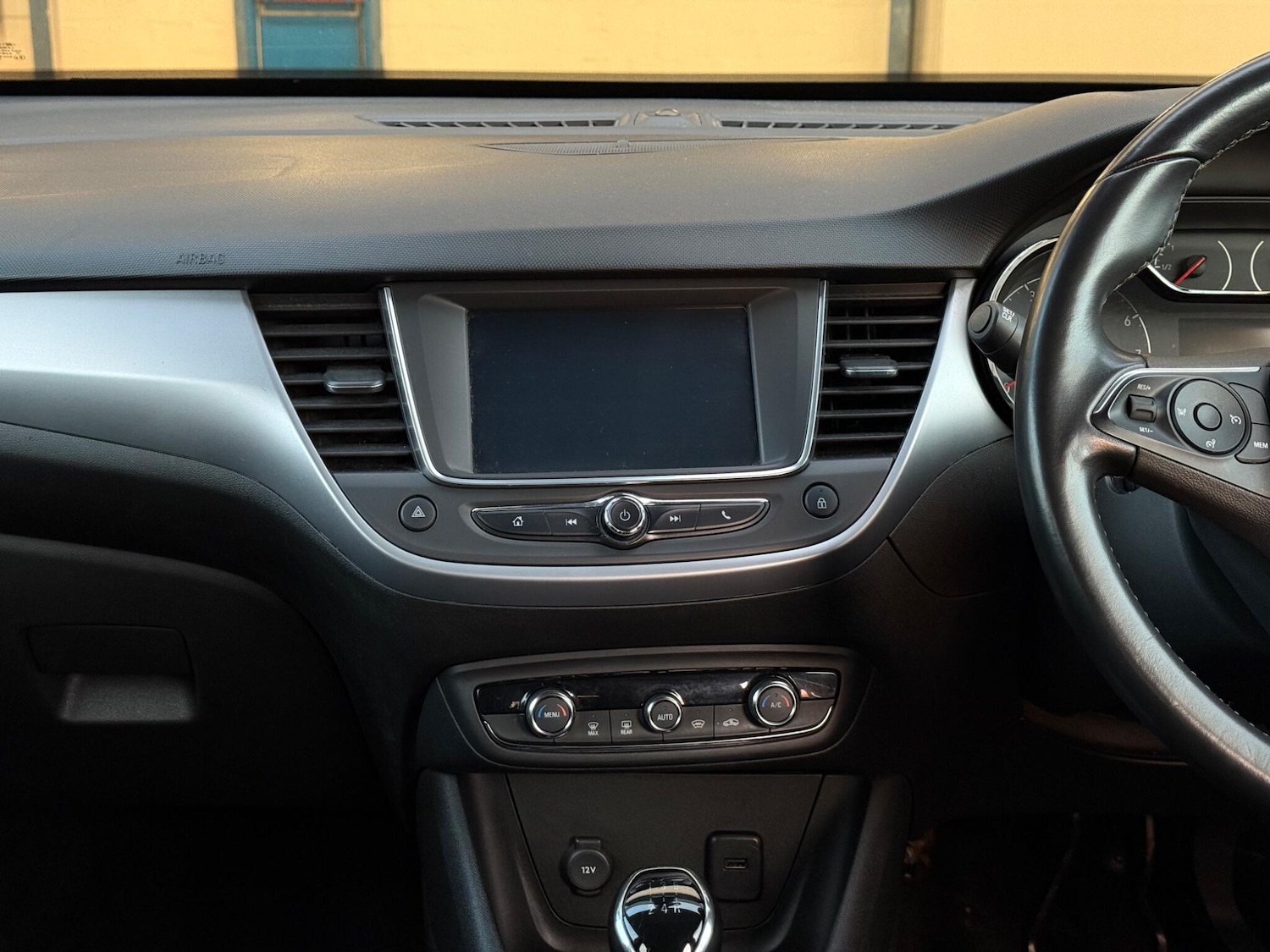 Used Vauxhall Crossland X 2018 for sale - 78019241: Photo 17