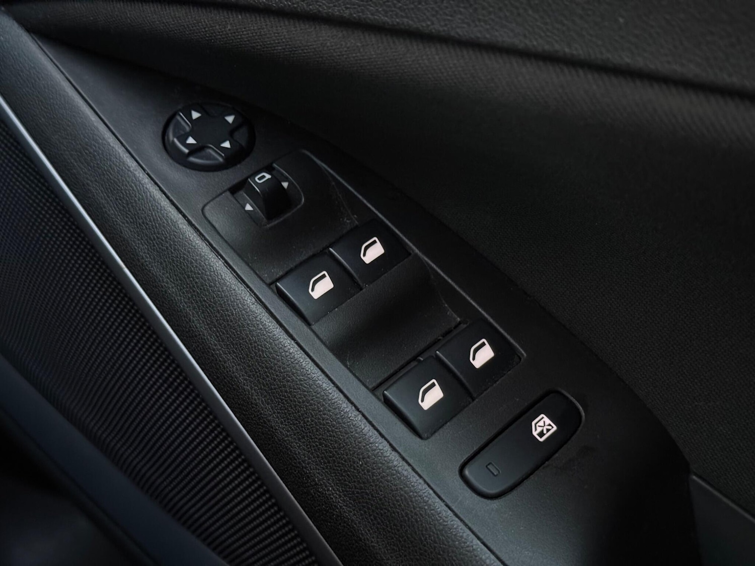 Used Vauxhall Crossland X 2018 for sale - 78019241: Photo 28