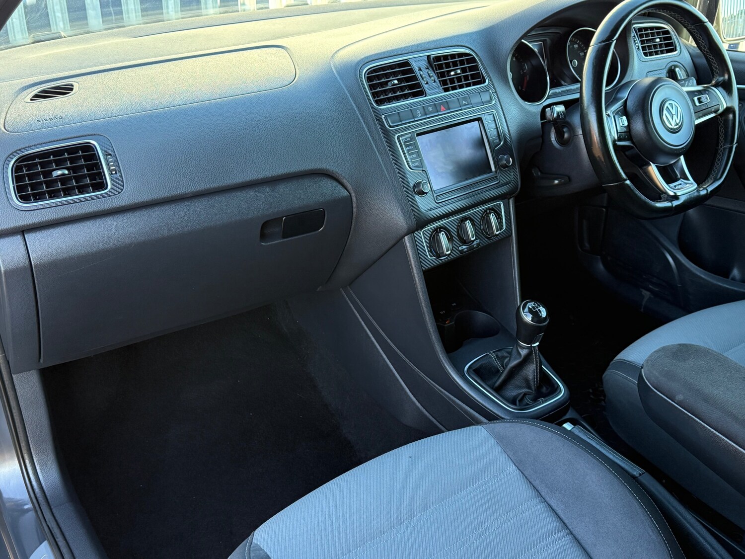 Used Volkswagen Polo 2016 for sale - 76591609: Photo 13