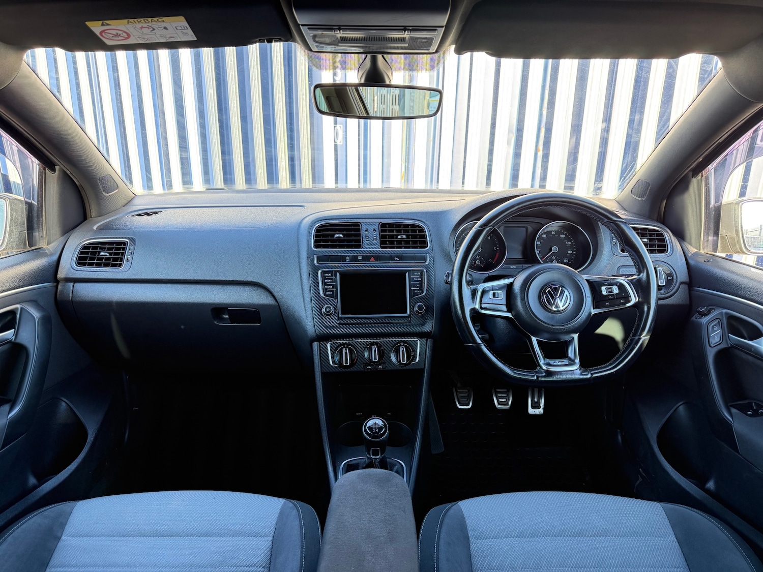 Used Volkswagen Polo 2016 for sale - 76591609: Photo 16