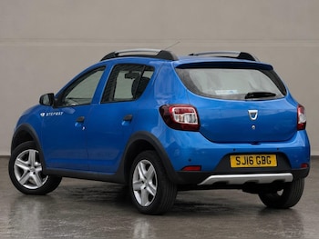 Used Dacia Sandero Stepway 2016 for sale - 78689417: Photo