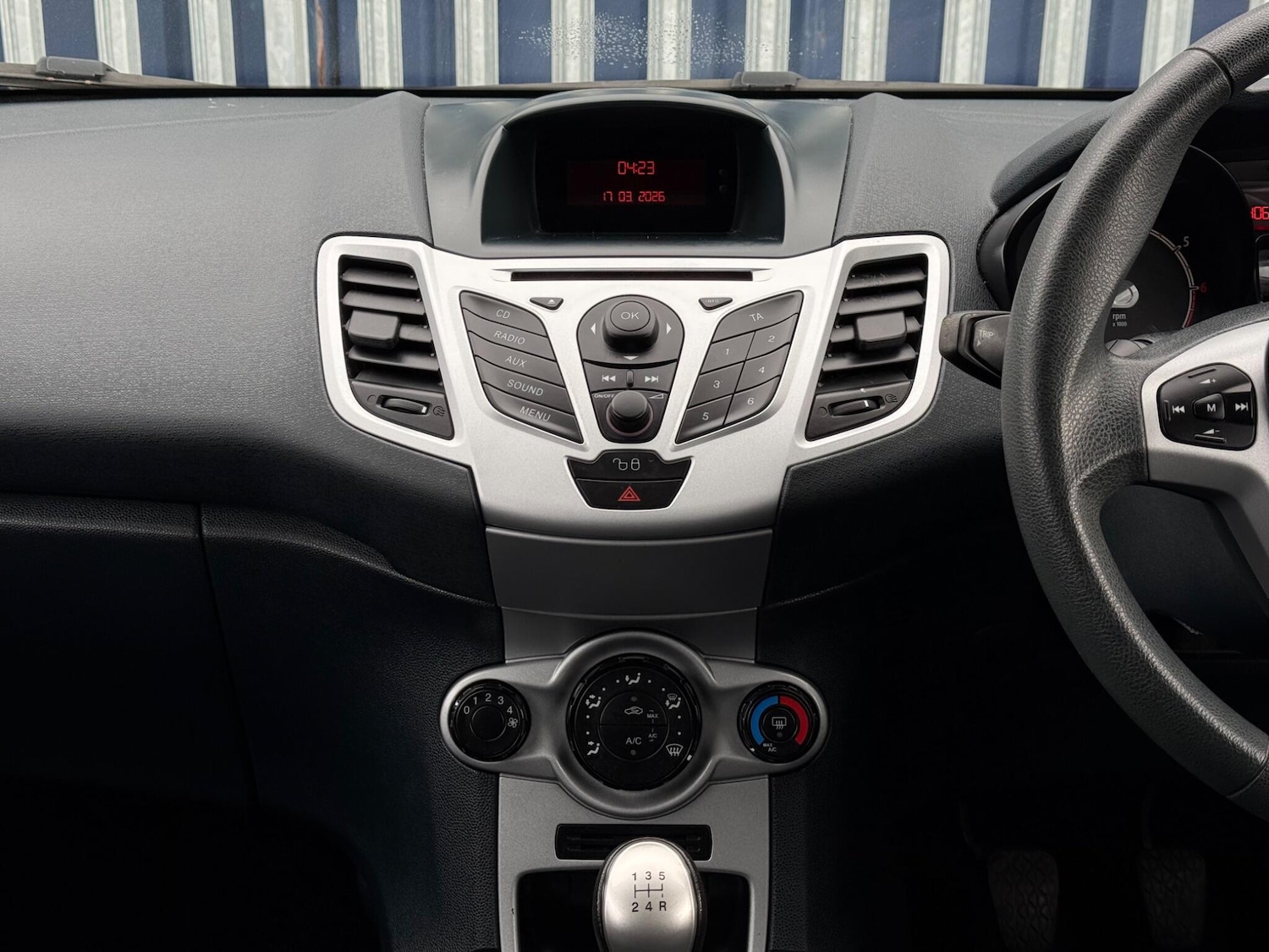 Used Ford Fiesta 2011 for sale - 77982466: Photo 17