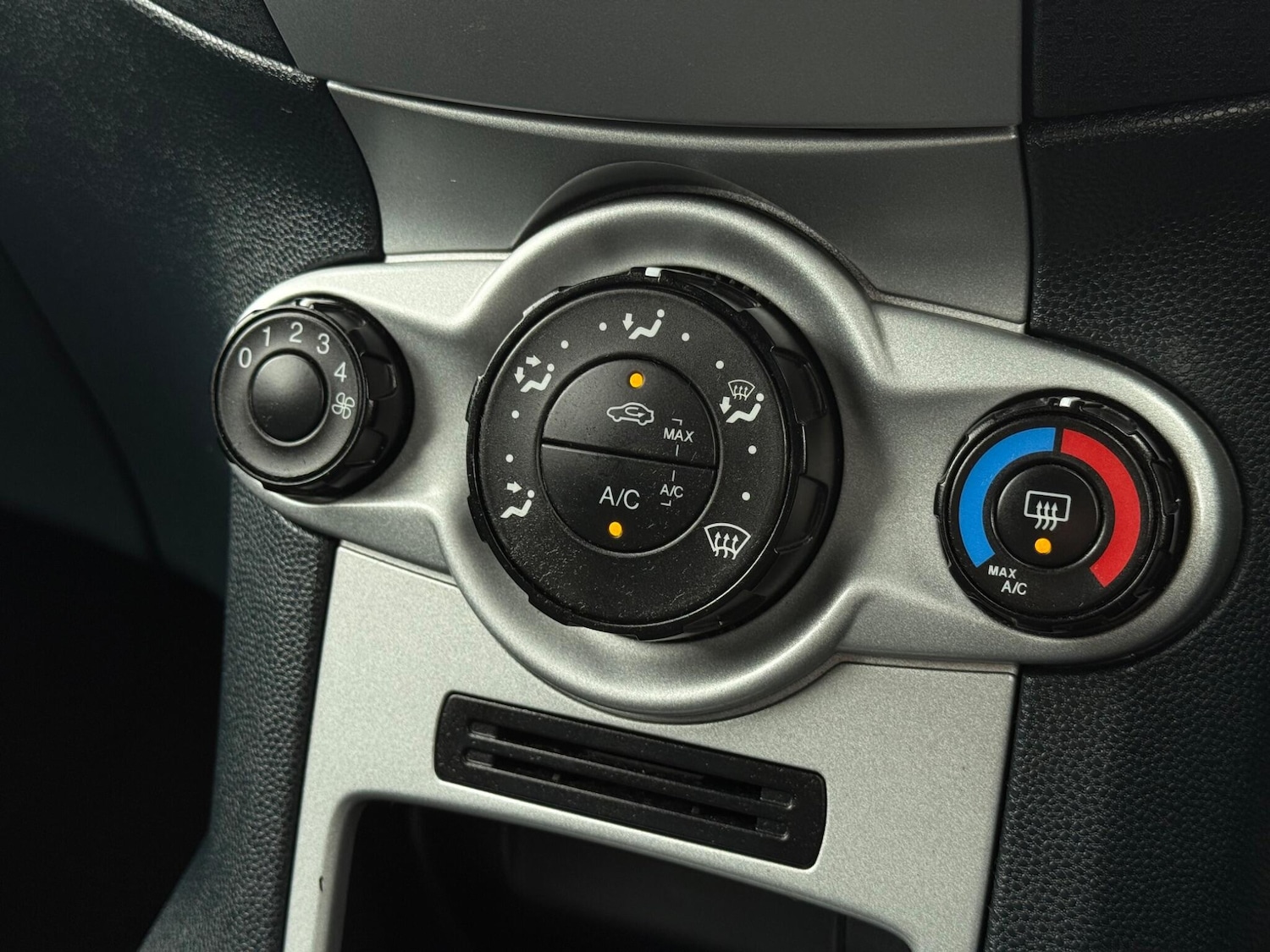 Used Ford Fiesta 2011 for sale - 77982466: Photo 20