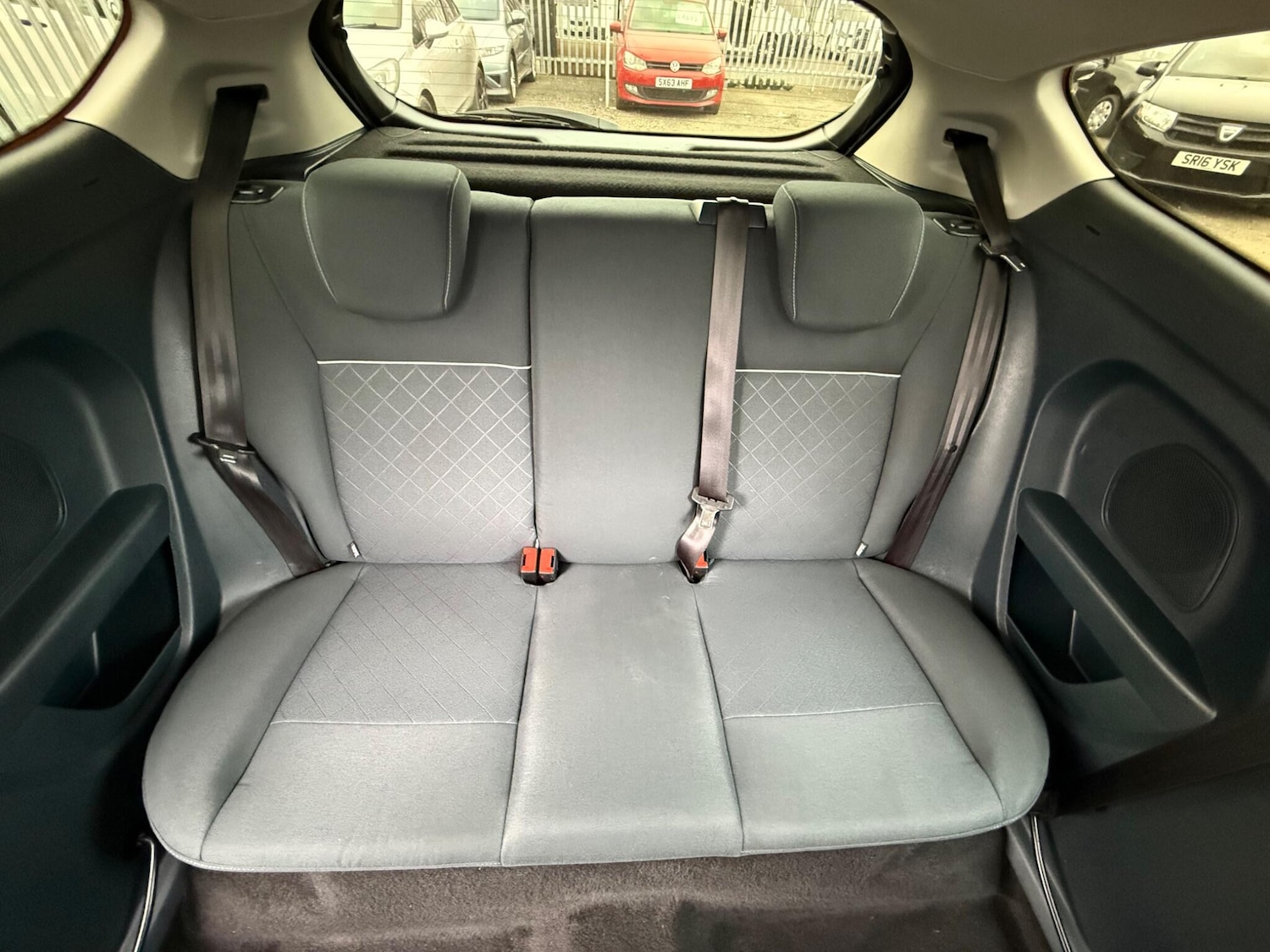 Used Ford Fiesta 2011 for sale - 77982466: Photo 32