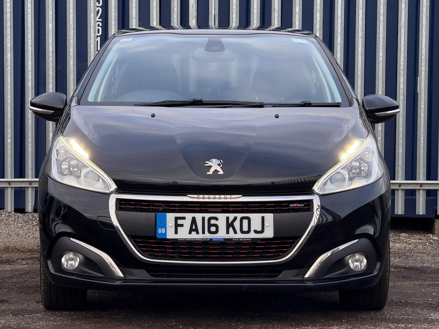 Used Peugeot 208 2016 for sale - 76681950: Photo 11