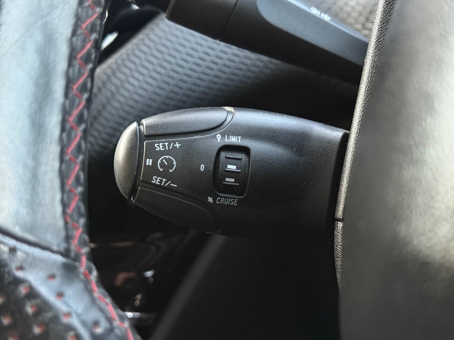 Used Peugeot 208 2016 for sale - 76681950: Photo 21