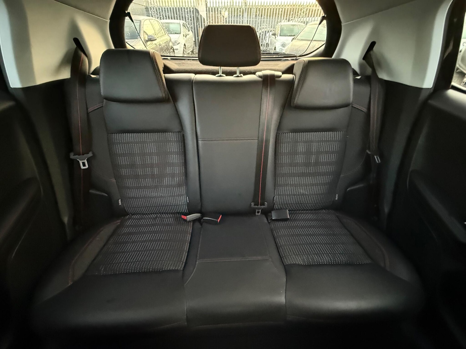 Used Peugeot 208 2016 for sale - 76681950: Photo 35