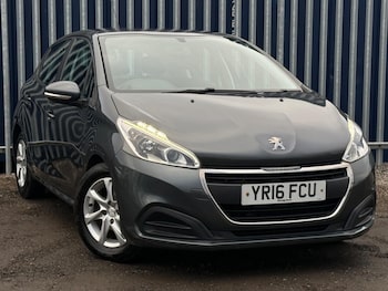 Used Peugeot 208 2016 for sale - 76681944: Photo
