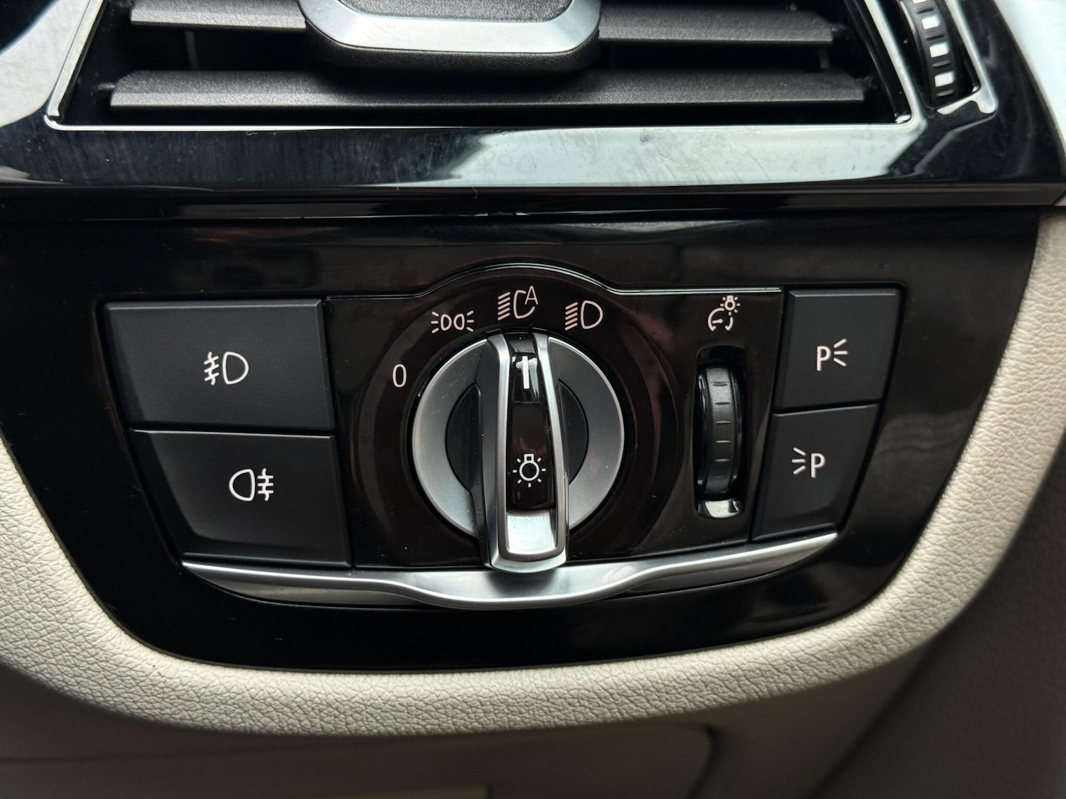 Used BMW 5 Series 2019 for sale - 76681943: Photo 35