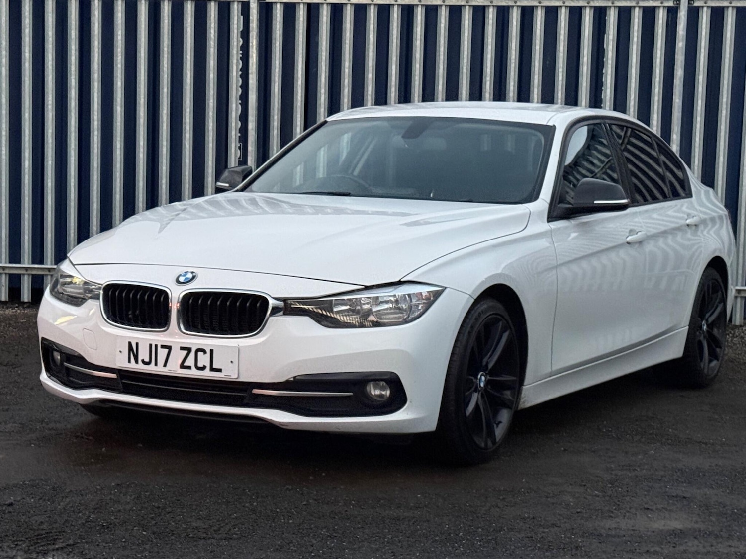 Used BMW 3 Series 2017 for sale - 76681941: Photo 10