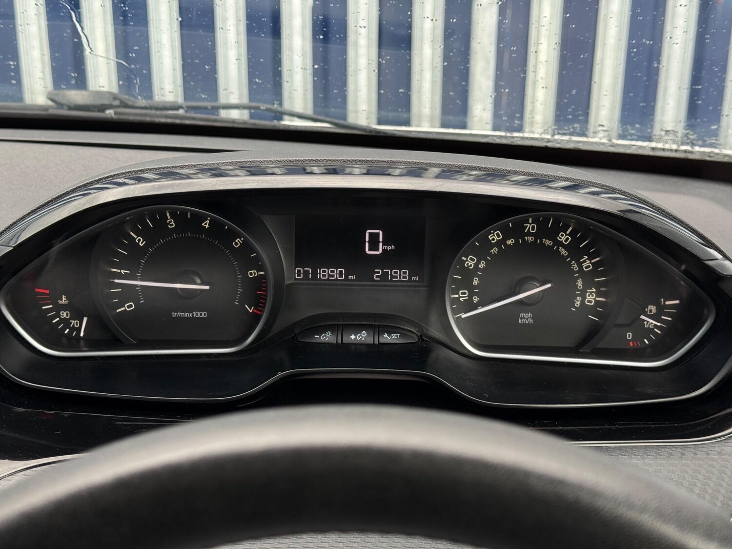 Used Peugeot 208 2016 for sale - 77376778: Photo 18