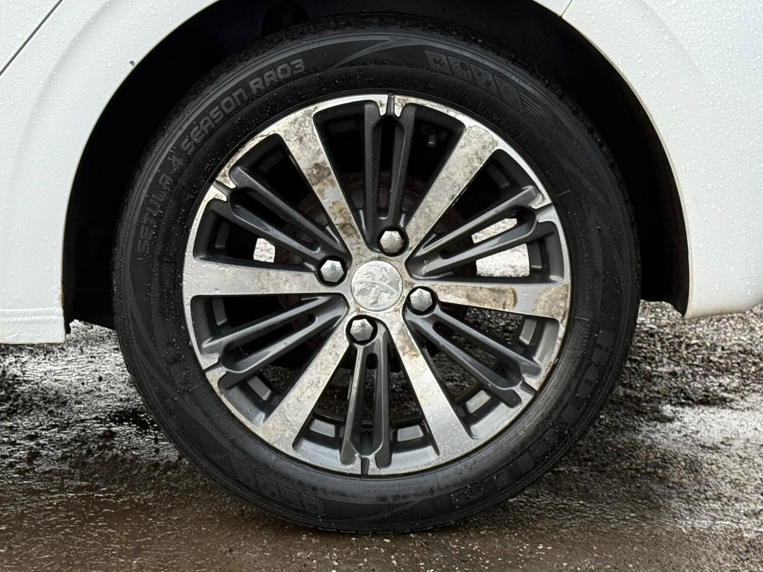 Used Peugeot 208 2016 for sale - 77376778: Photo 37