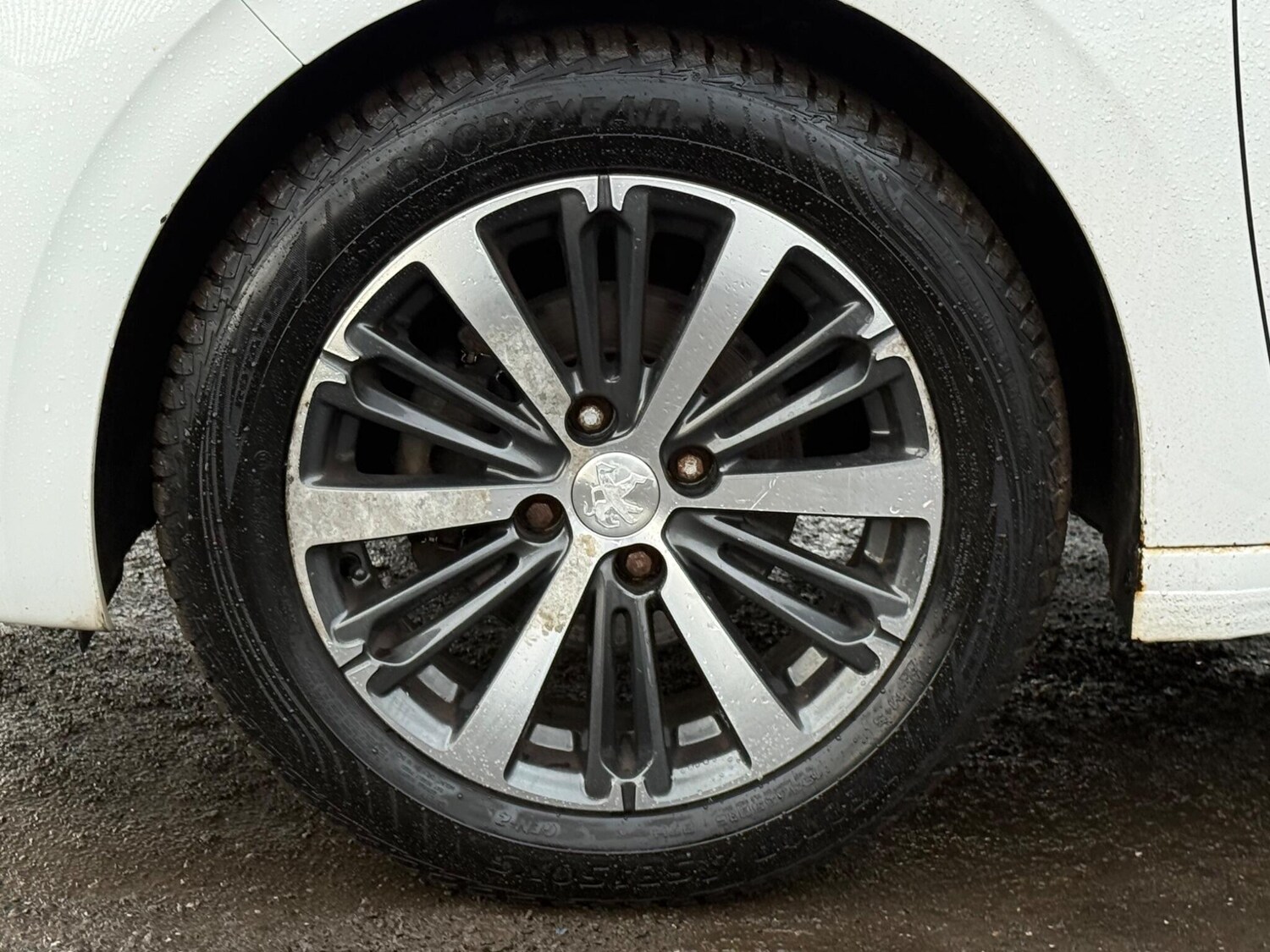 Used Peugeot 208 2016 for sale - 77376778: Photo 38