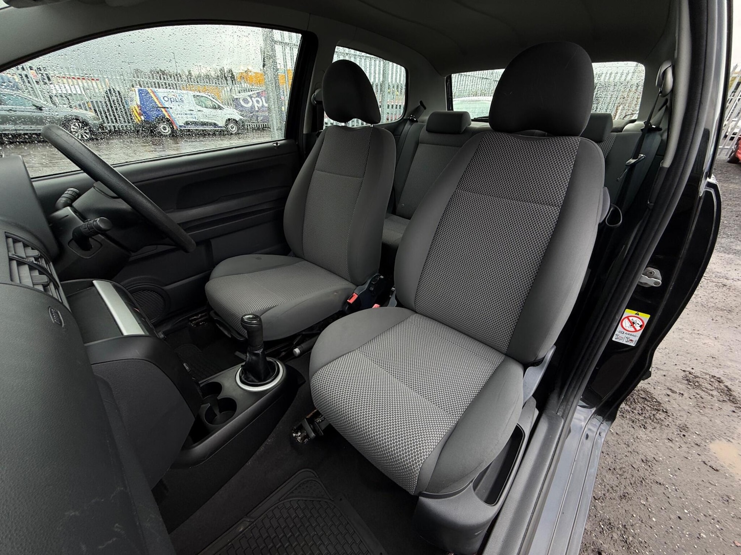 Used Volkswagen Fox 2010 for sale - 77376122: Photo 14