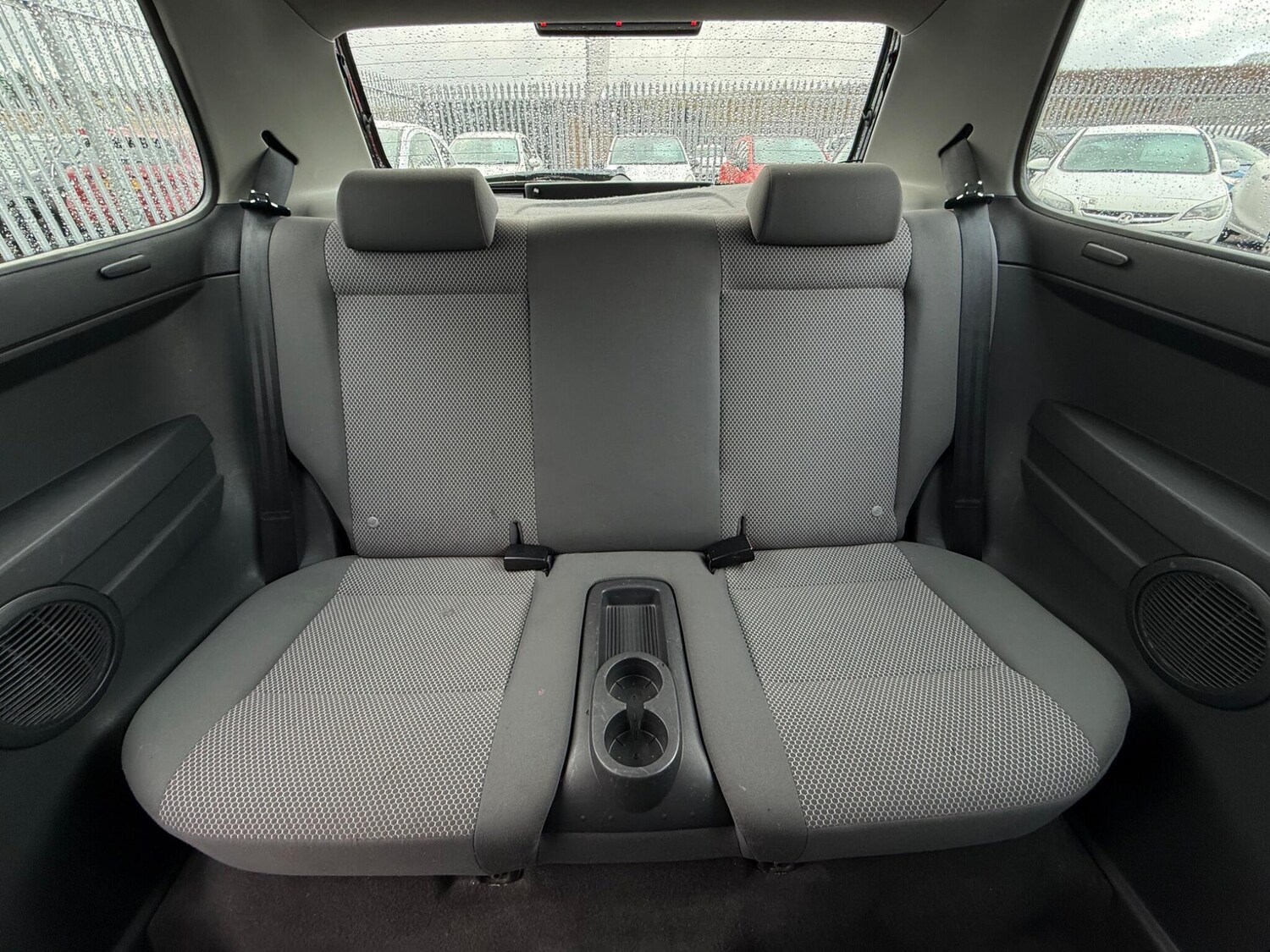 Used Volkswagen Fox 2010 for sale - 77376122: Photo 24