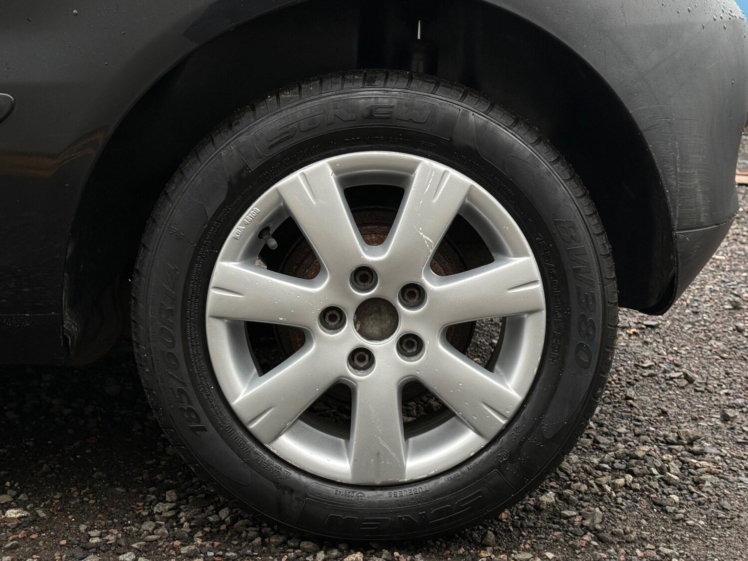 Used Volkswagen Fox 2010 for sale - 77376122: Photo 29