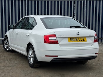 Used Skoda Octavia 2018 for sale - 76329651: Photo