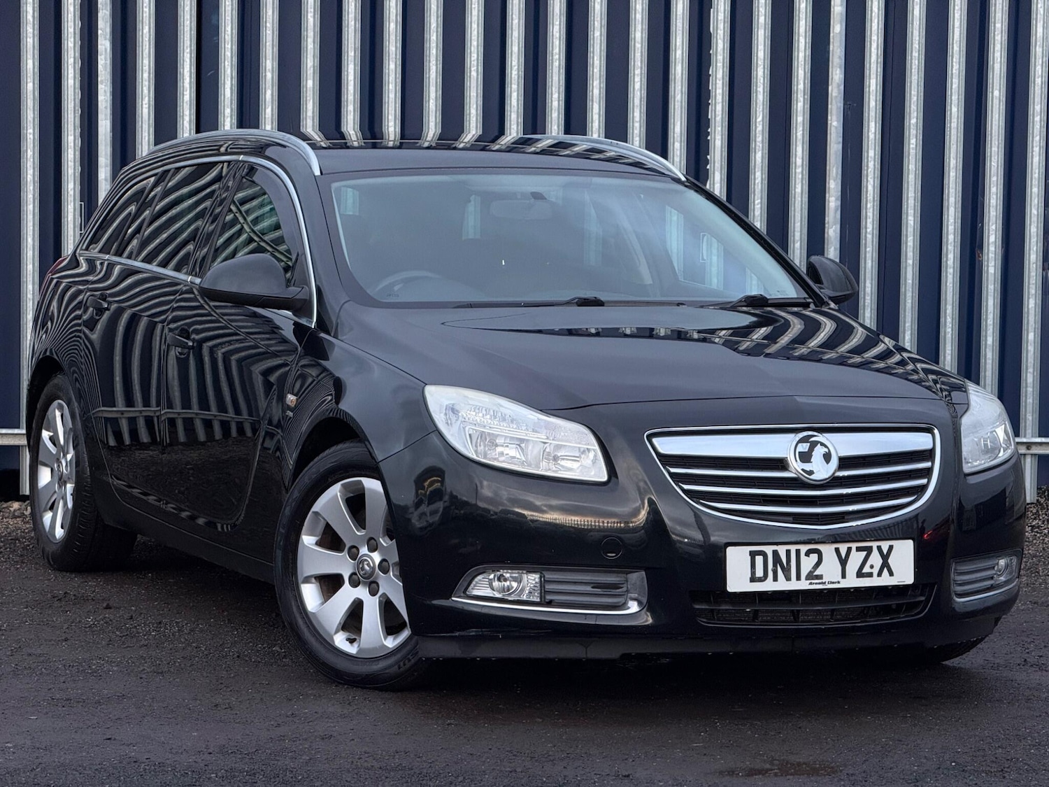 Used Vauxhall Insignia 2012 for sale - 76898789: Photo 1