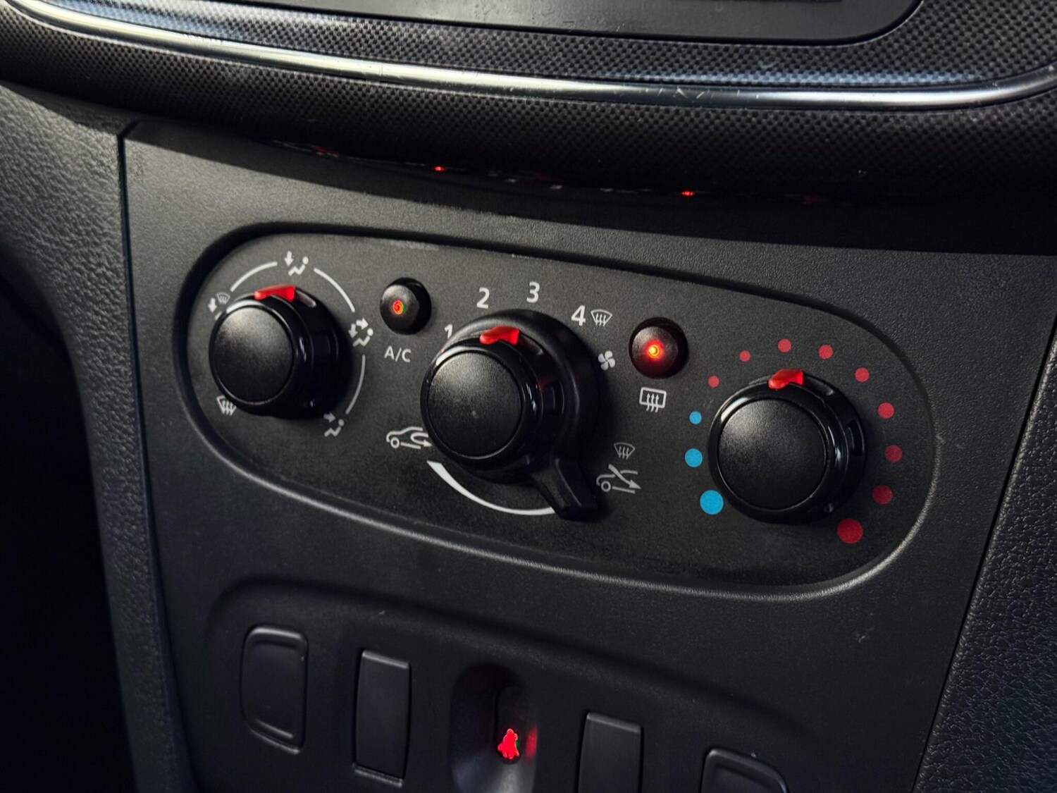 Used Dacia Sandero for sale - 77585864: Photo 19