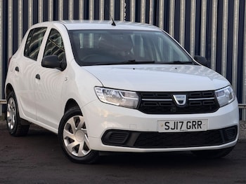Used Dacia Sandero 2017 for sale - 77585864: Photo