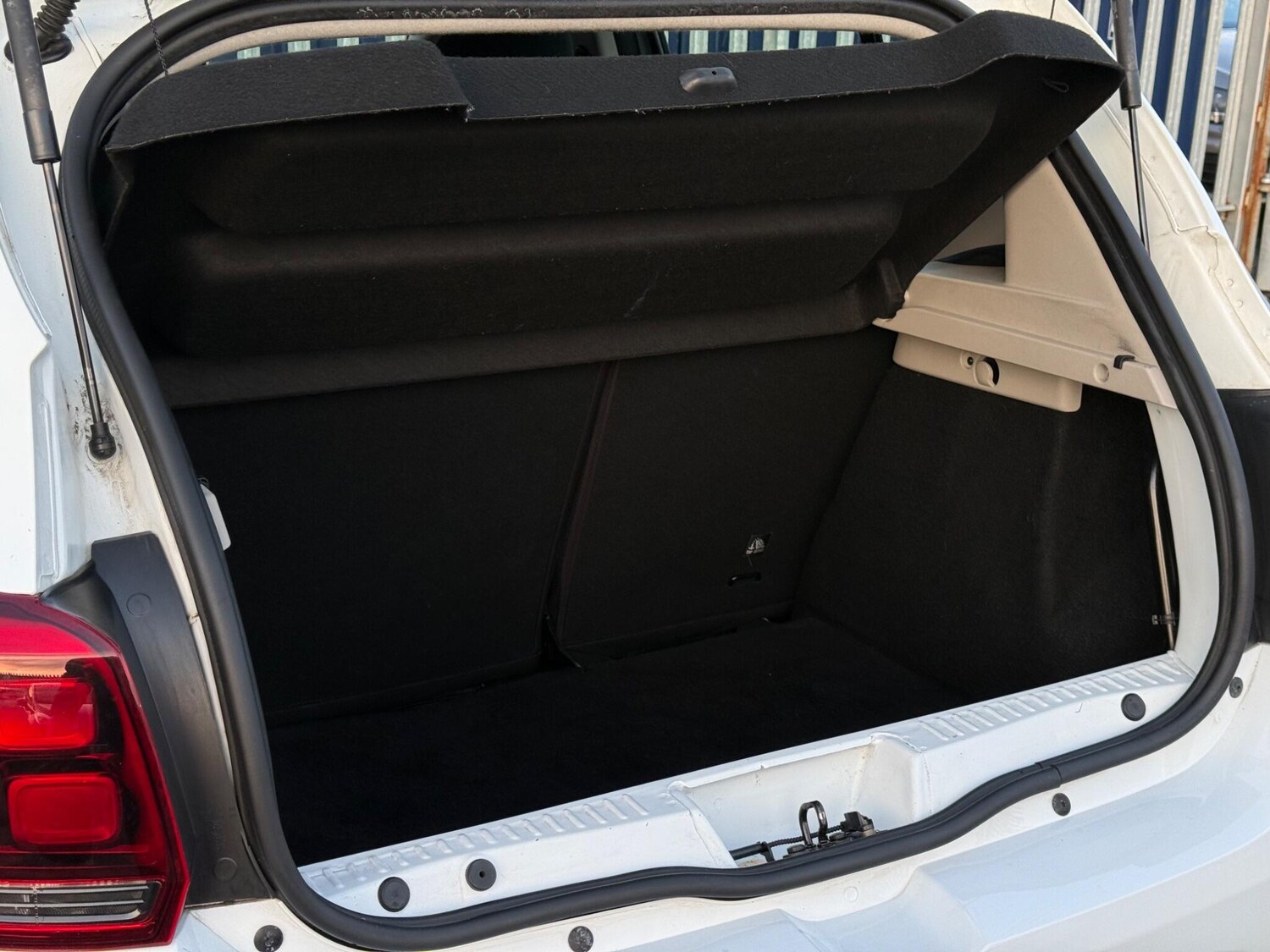 Used Dacia Sandero for sale - 77585864: Photo 28