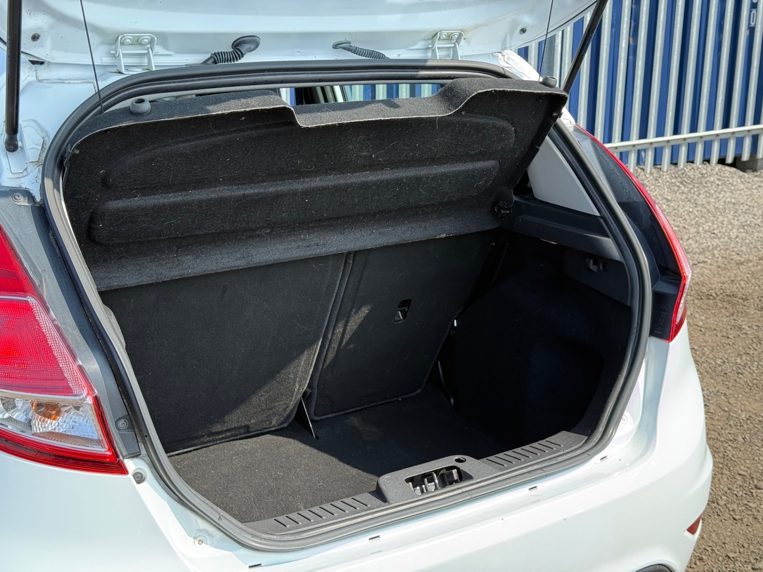 Vehicle 29