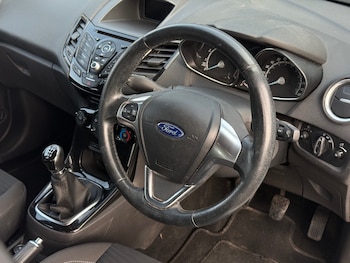 Used Ford Fiesta 2017 for sale - 75583109: Photo