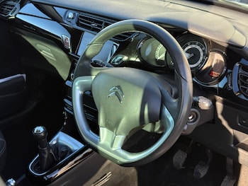 Used Citroen C3 2016 for sale - 76681942: Photo