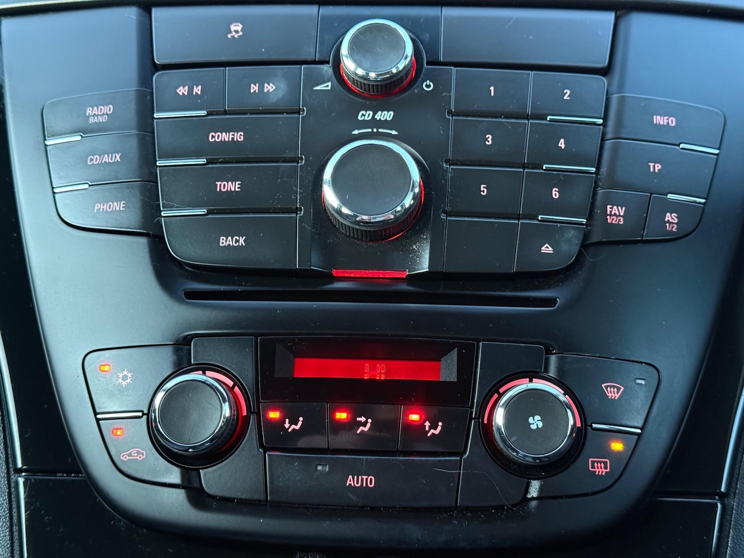 Used Vauxhall Insignia 2013 for sale - 77898158: Photo 22