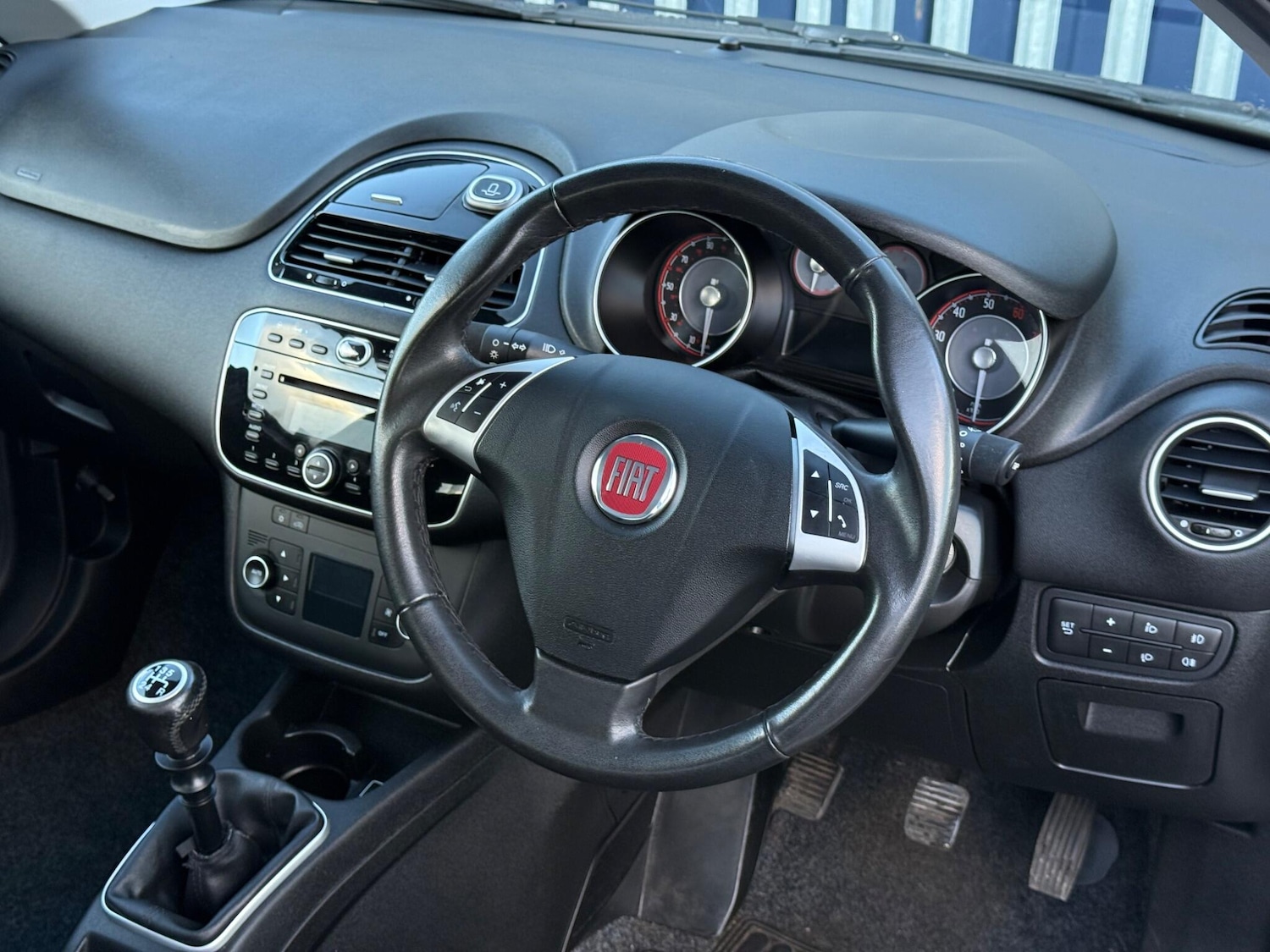 Used Fiat Punto 2016 for sale - 76997472: Photo 3