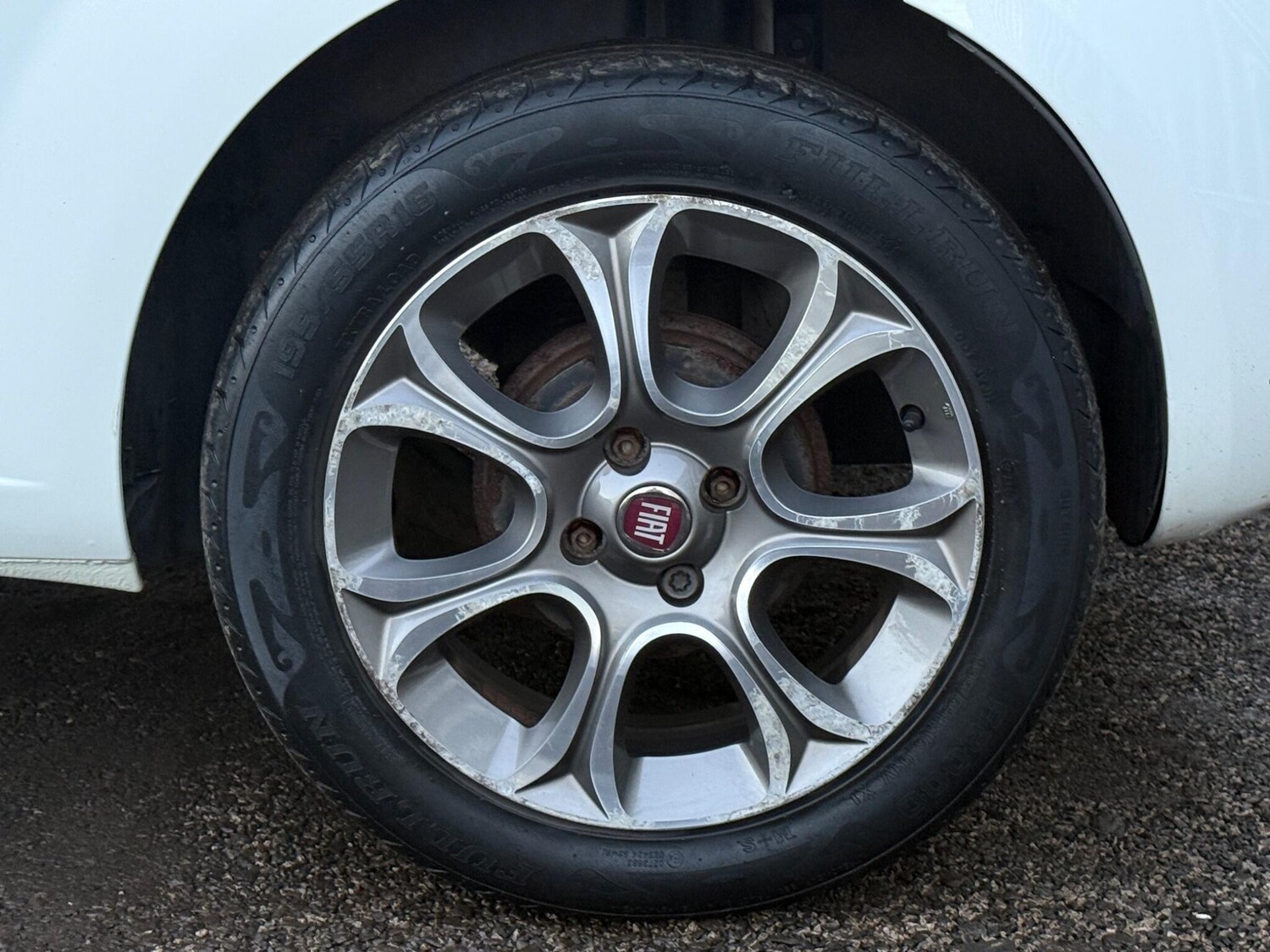 Used Fiat Punto 2016 for sale - 76997472: Photo 35